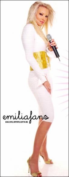 :nebun:  :nebun: emilia